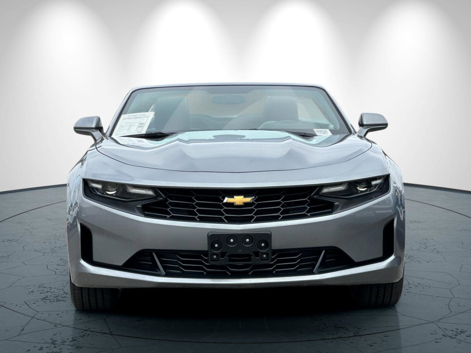 Used 2020 Chevrolet Camaro LT image 9