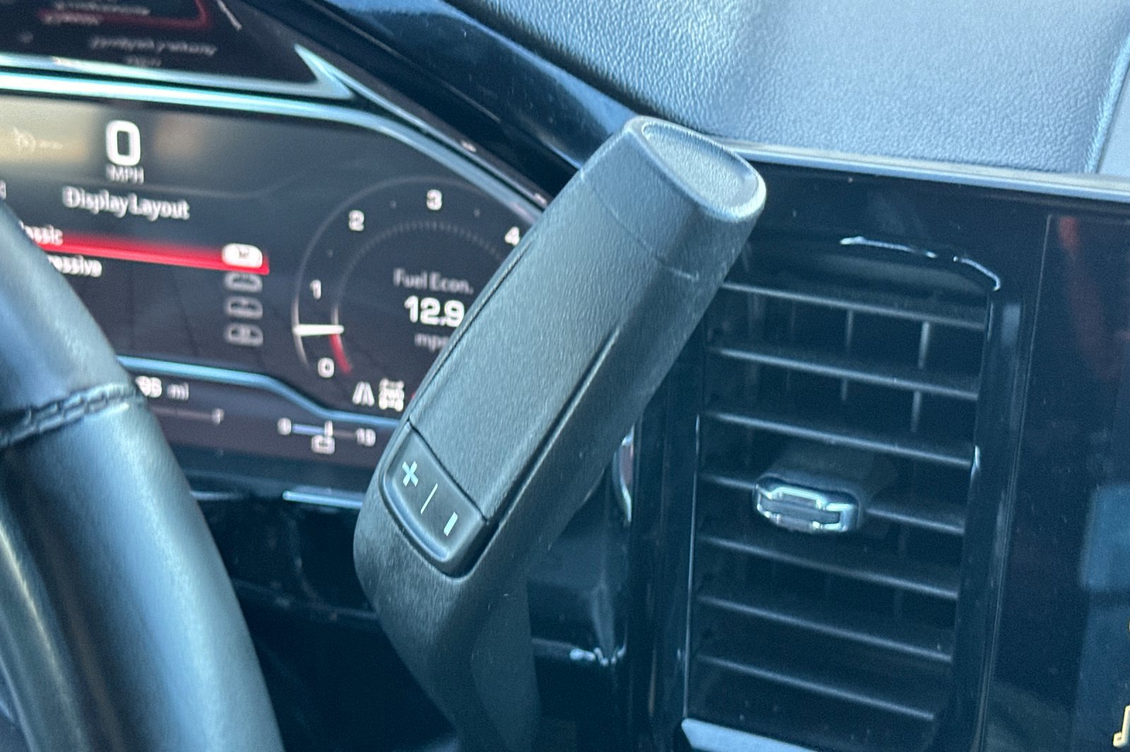 Used 2024 GMC Sierra 1500 SLT image 21