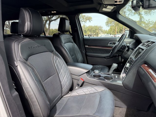 Used 2018 Ford Explorer Platinum image 16