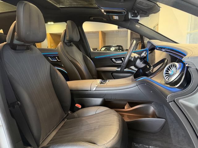Used 2023 Mercedes-Benz EQS 580 4MATIC SUV image 23