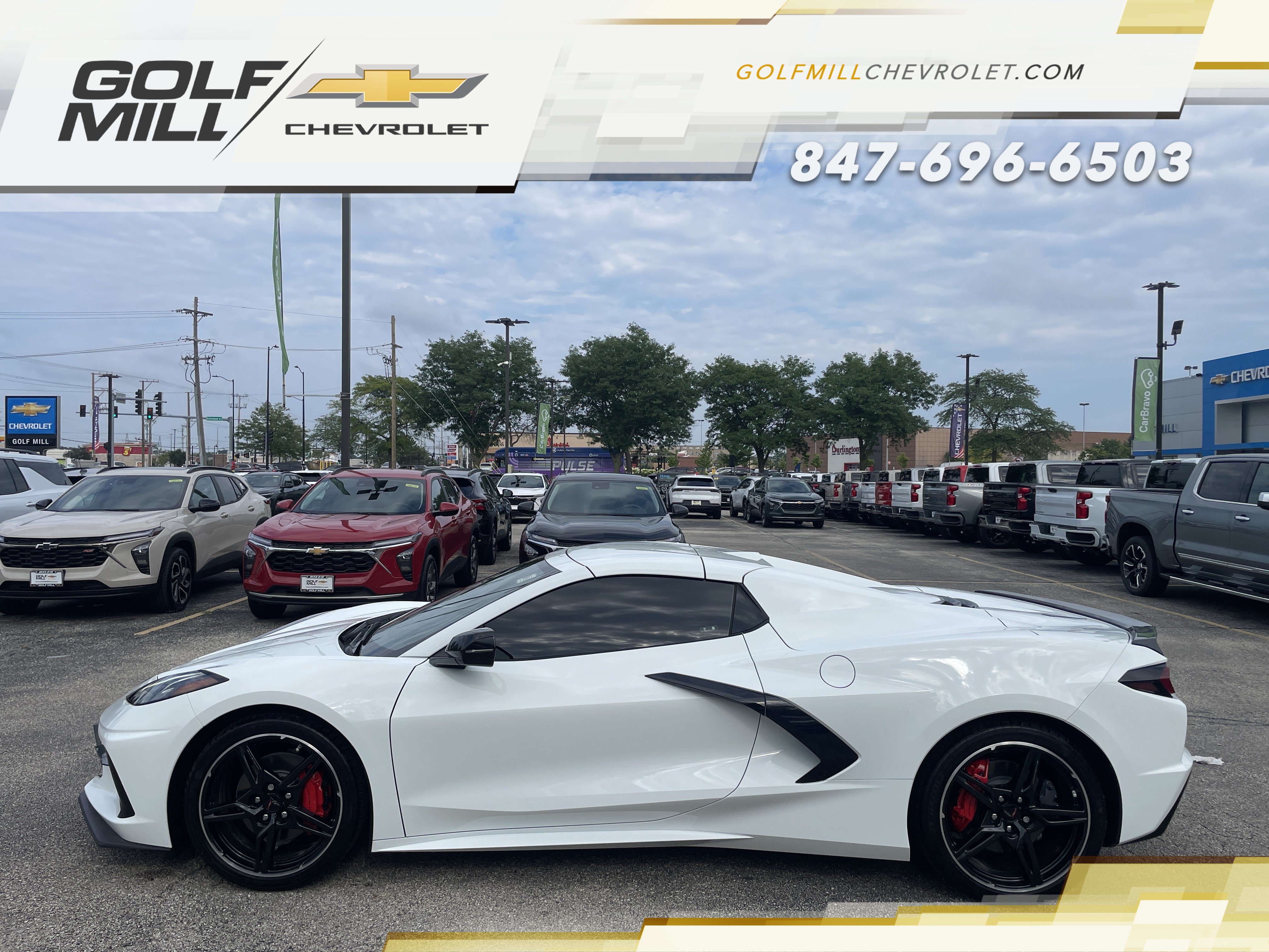 Used 2025 Chevrolet Corvette Stingray Preferred Conv w/ Stealth Interior Trim Package RWD image 10