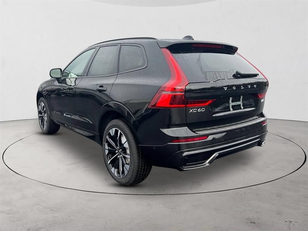 New 2026 Volvo XC60 B5 Plus w/ Protection Package Premier AWD/4WD image 3