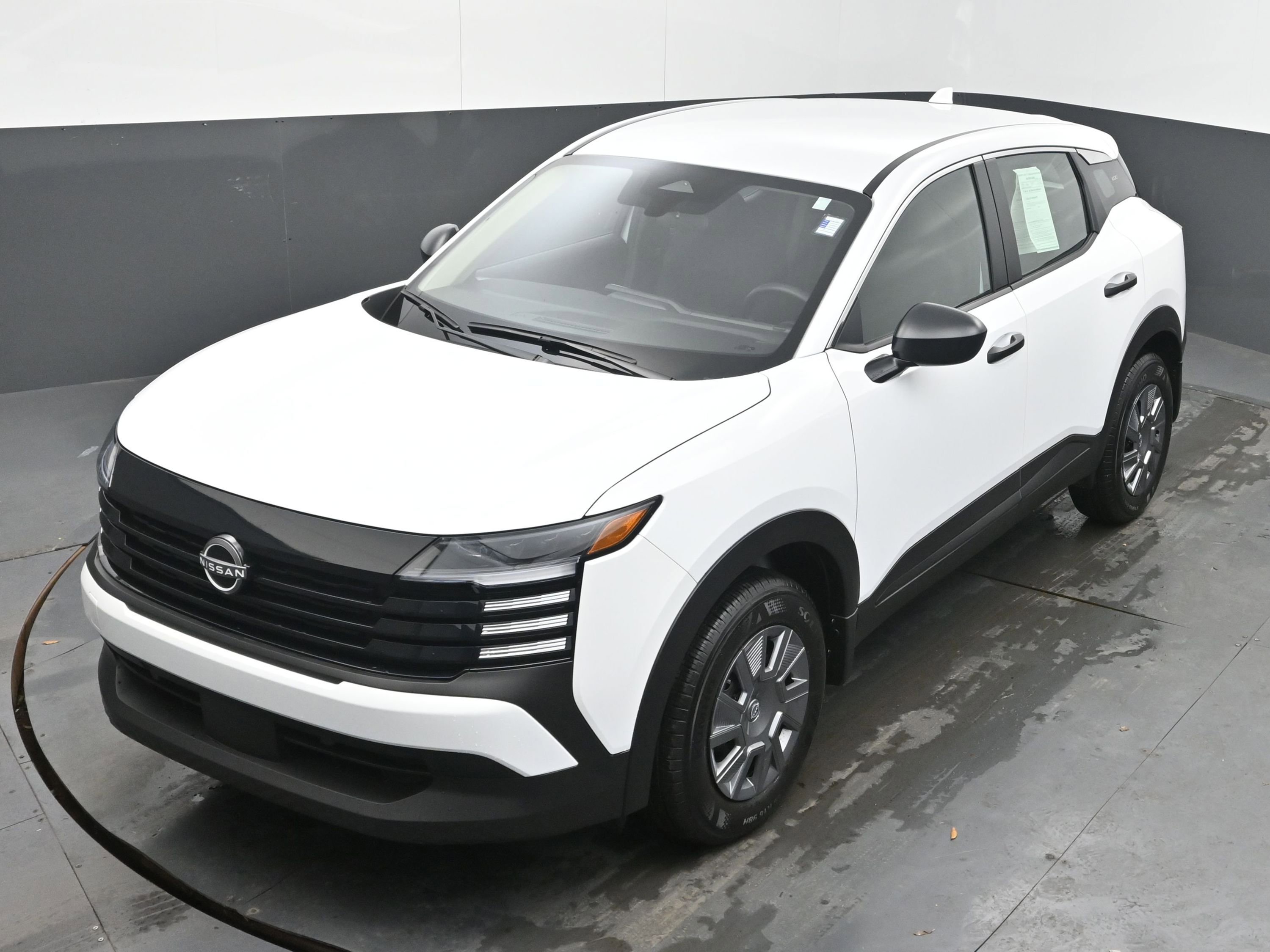 Certified 2025 Nissan Kicks S image 30