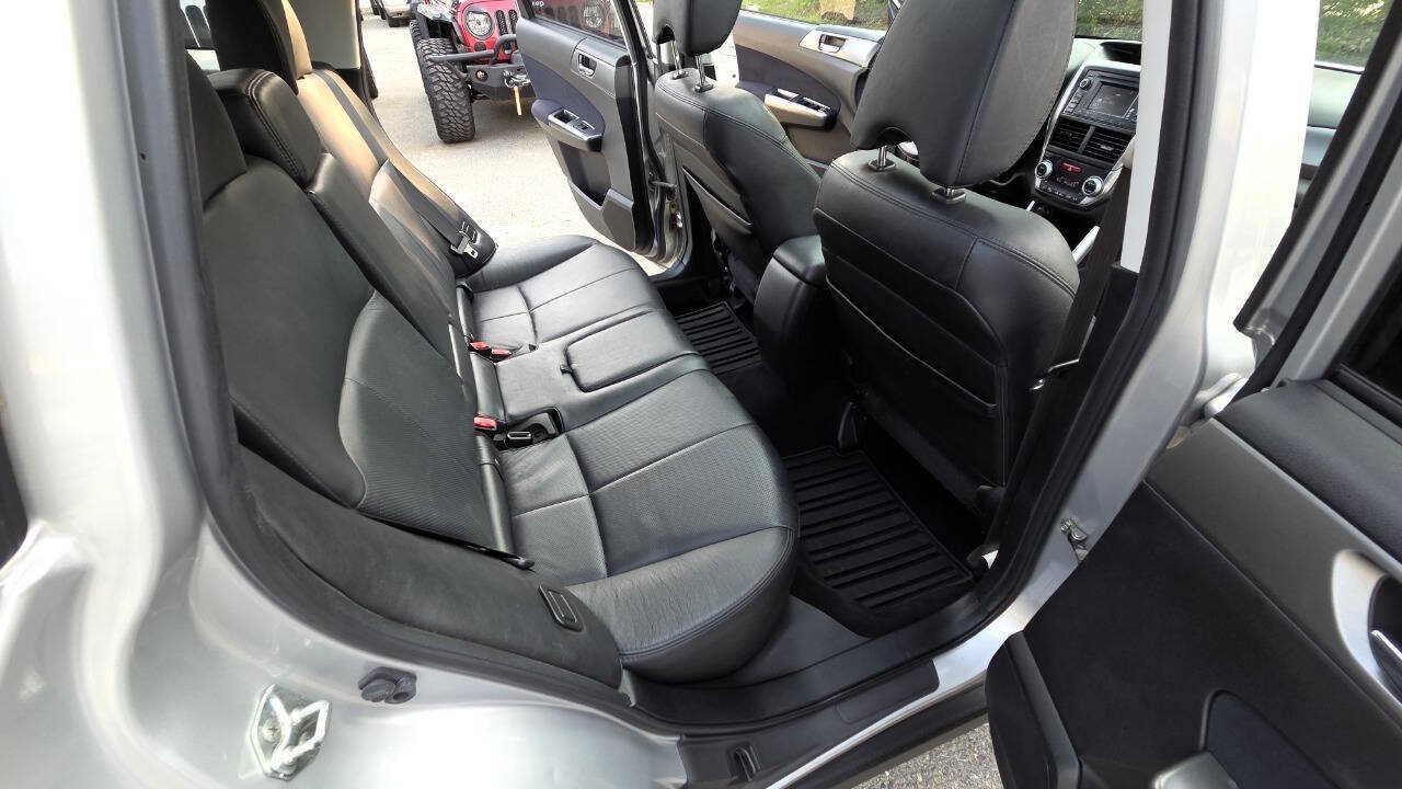 Used 2011 Subaru Forester 2.5X Touring AWD/4WD image 45