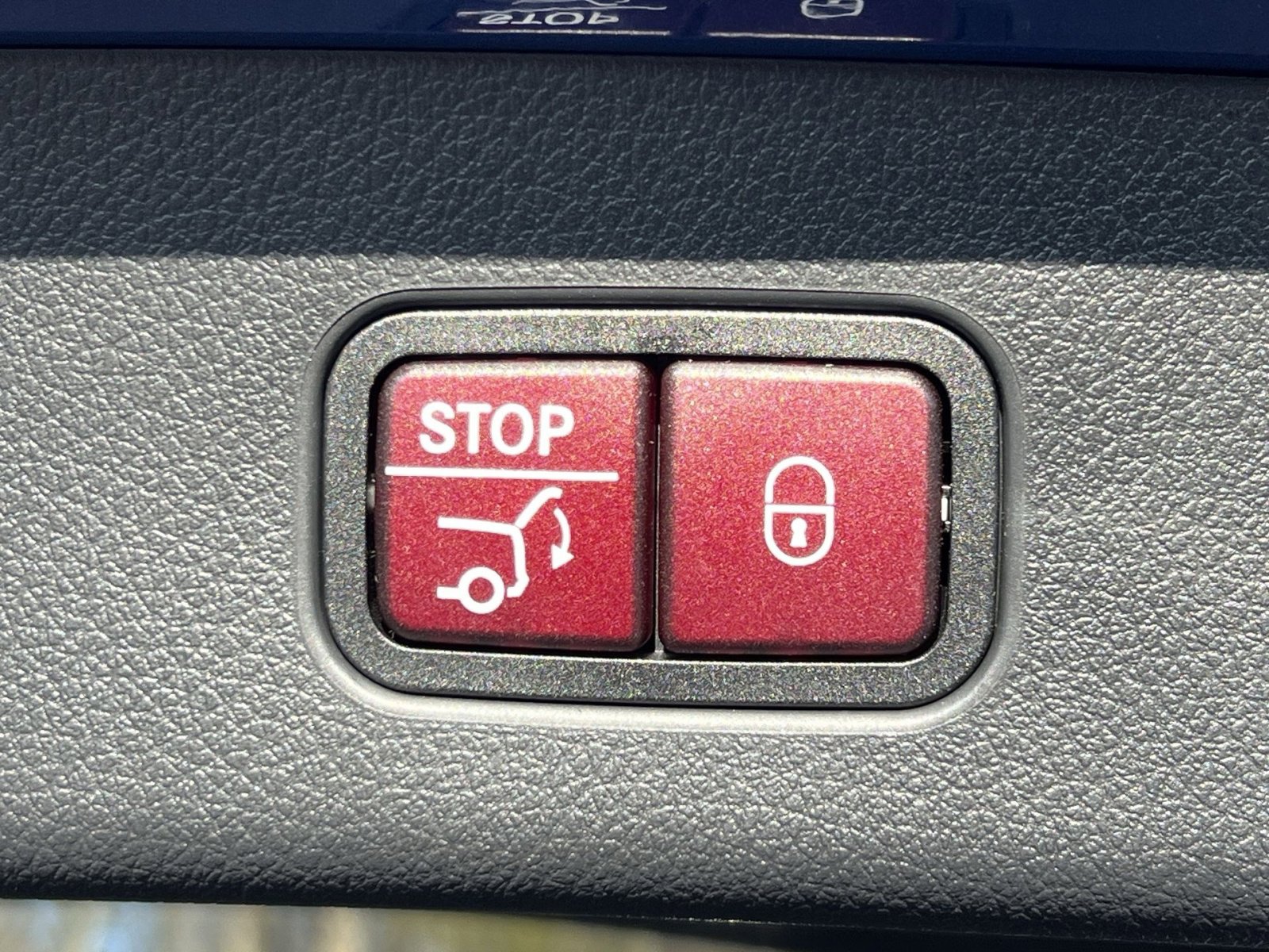 New 2026 Mercedes-Benz GLC 300 4MATIC image 25