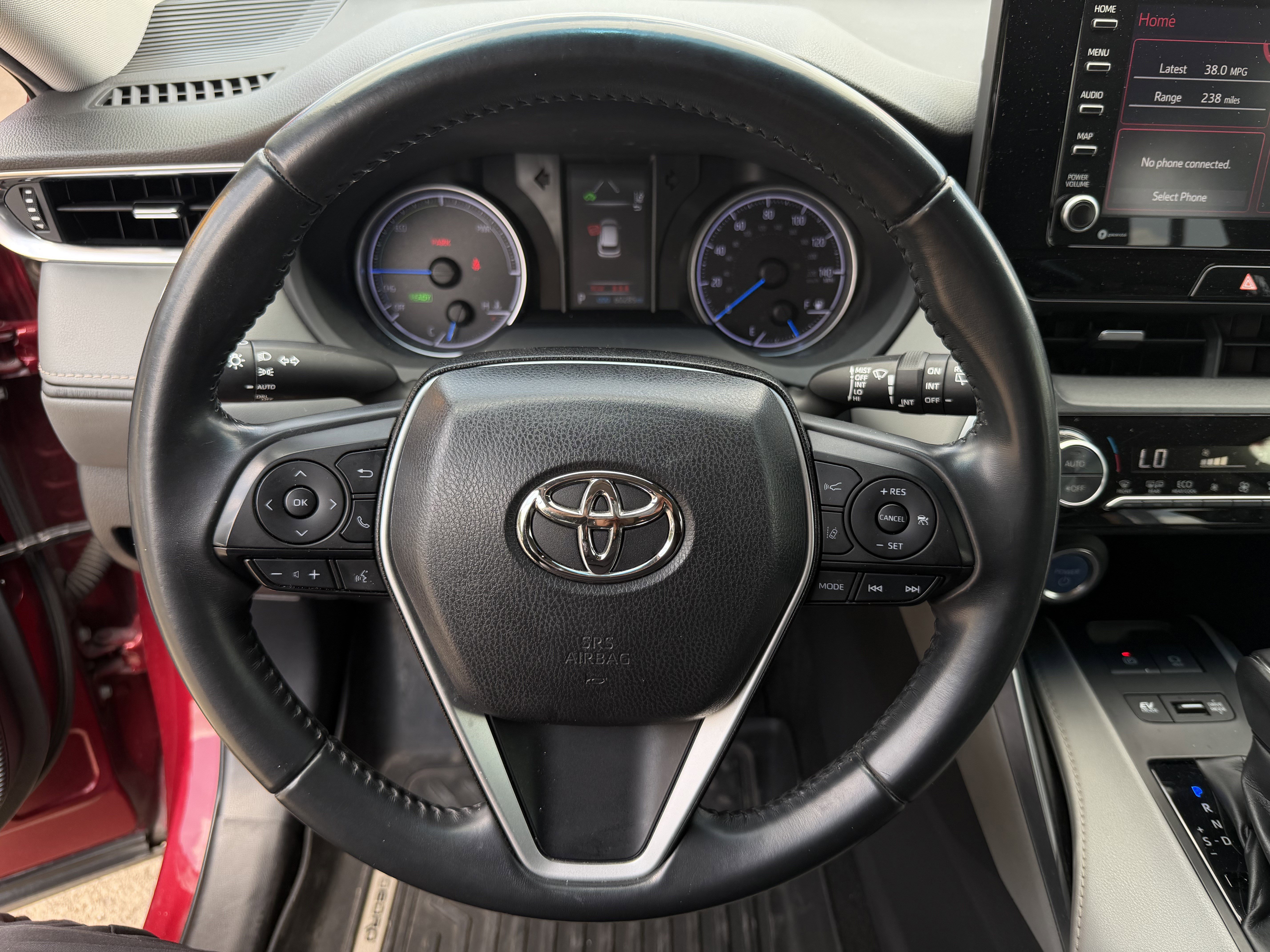 Used 2021 Toyota Venza LE AWD/4WD image 16