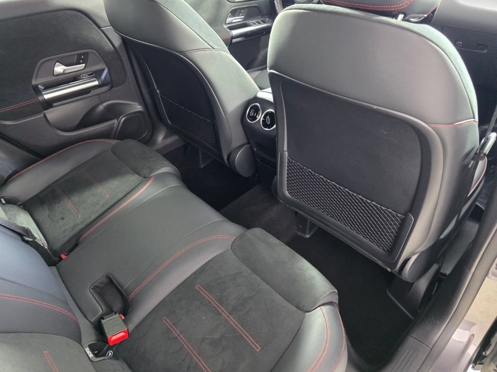 Certified 2023 Mercedes-Benz GLA 250 image 25