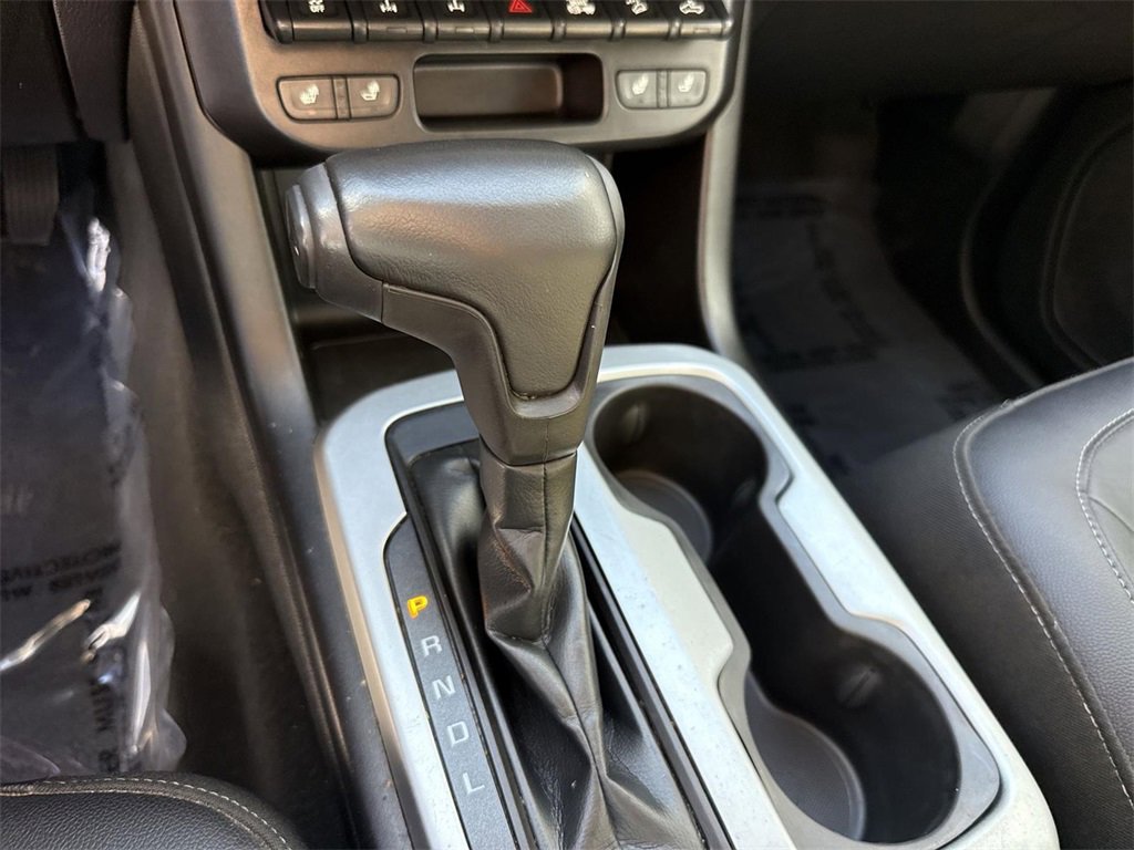 Used 2019 Chevrolet Colorado ZR2 w/ ZR2 Midnight Special Edition image 15