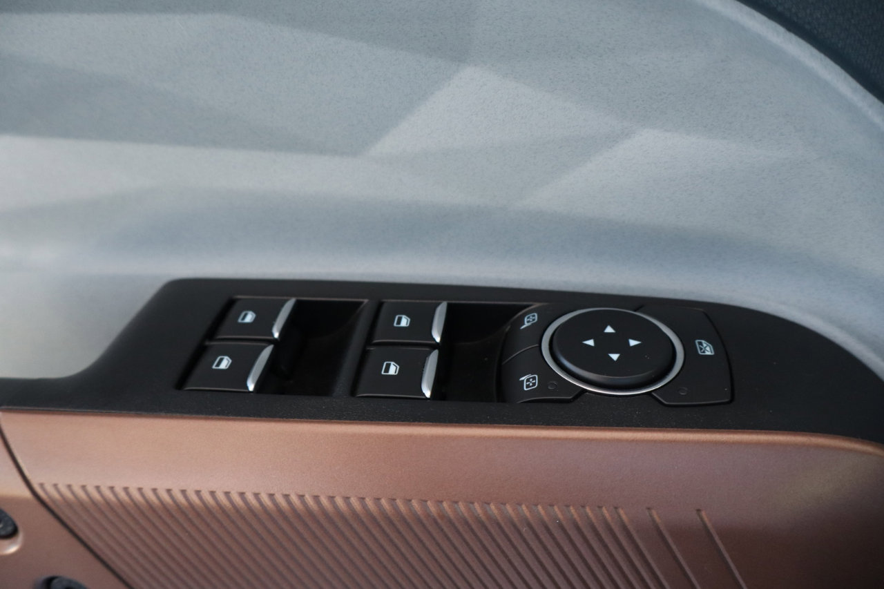 Used 2022 Ford Maverick Lariat w/ Lariat Luxury Package image 28