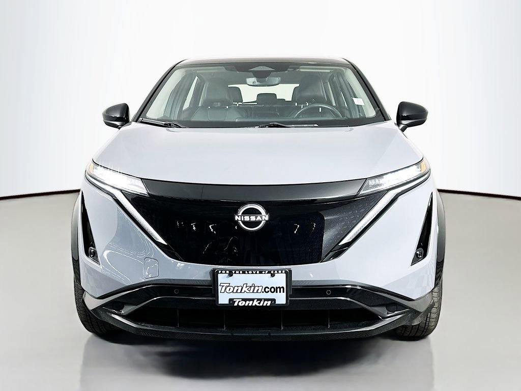 Used 2023 Nissan Ariya AWD image 3