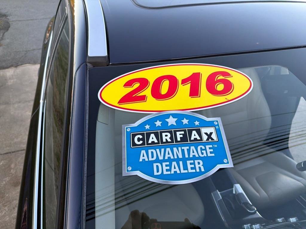 Used 2016 Volvo XC60 T5 Premier w/ Proximity Package image 42