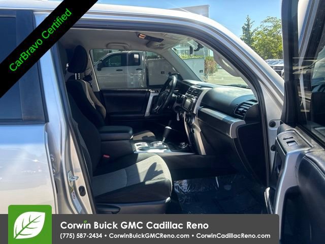 Used 2018 Toyota 4Runner SR5 AWD/4WD image 37