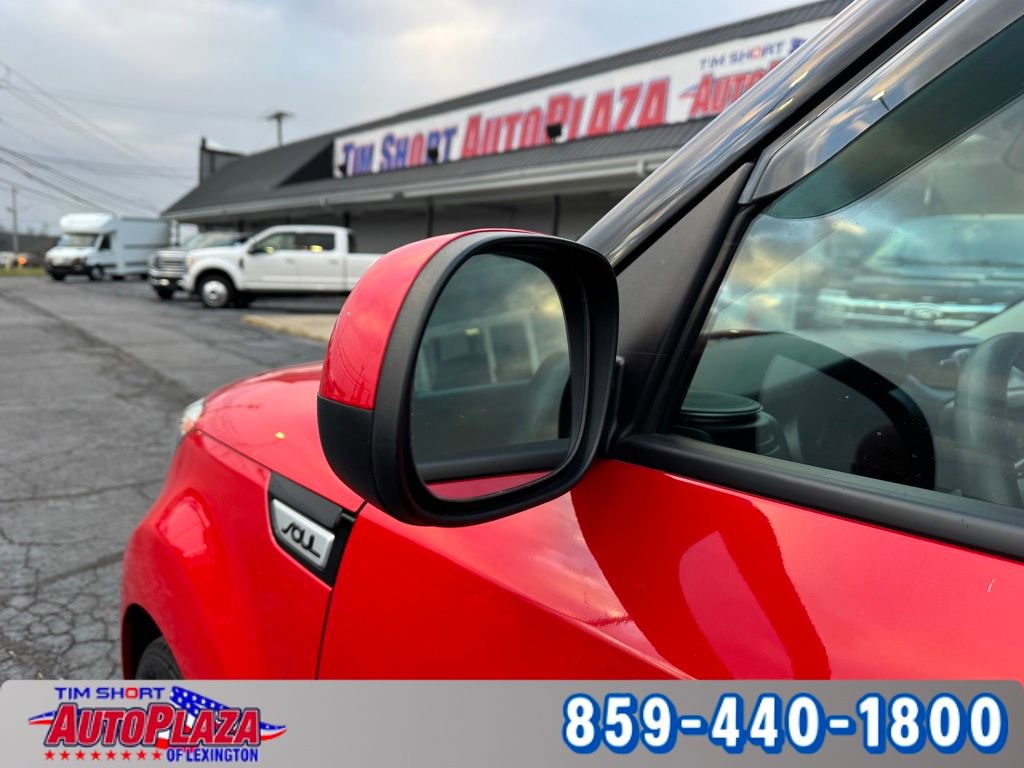 Used 2019 Kia Soul + image 18