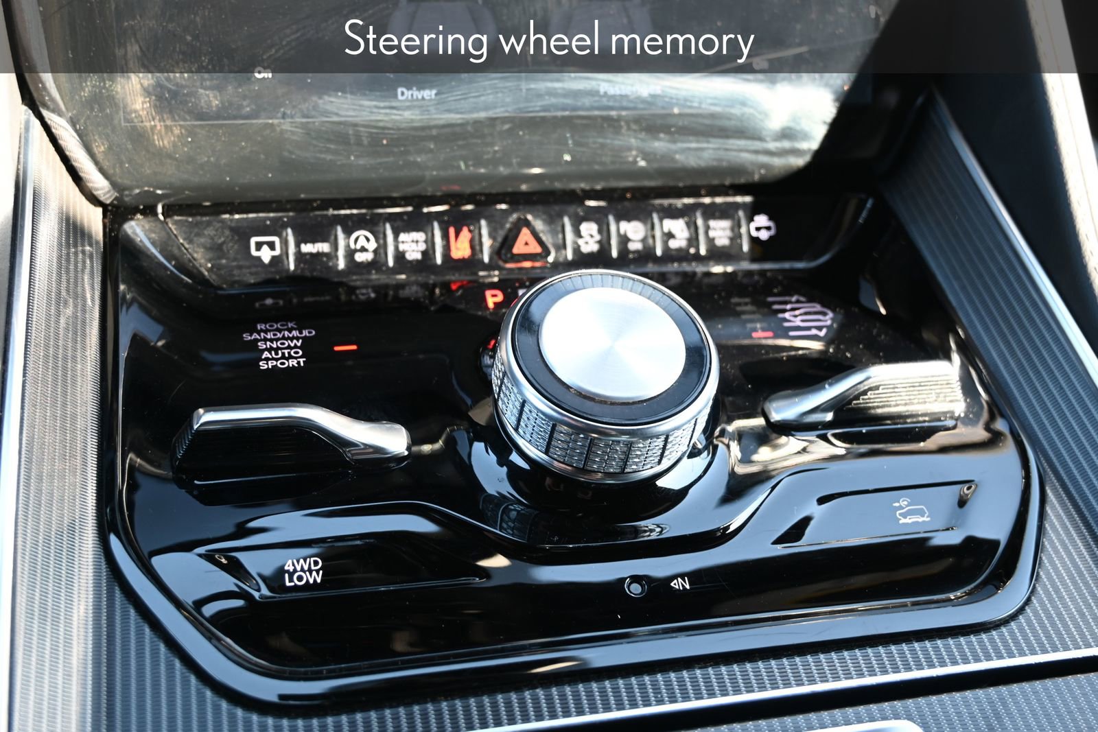 Used 2024 Jeep Grand Wagoneer L Series II w/ Quick Order Packagew 28T image 19