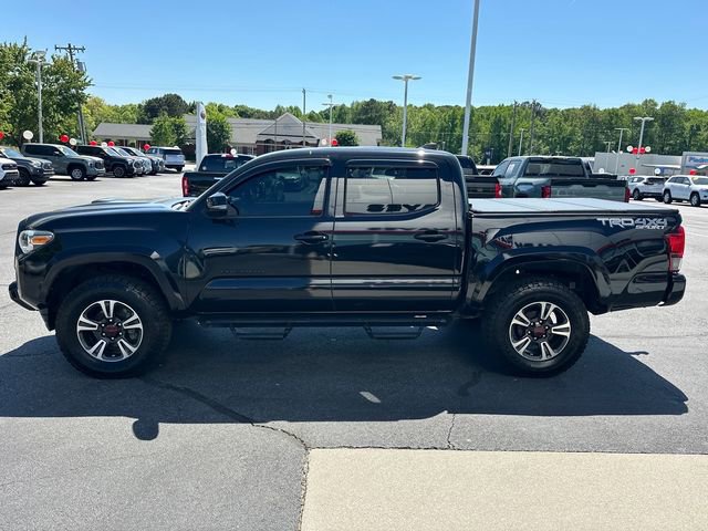 Used 2018 Toyota Tacoma TRD Sport w/ Technology Package AWD/4WD image 6