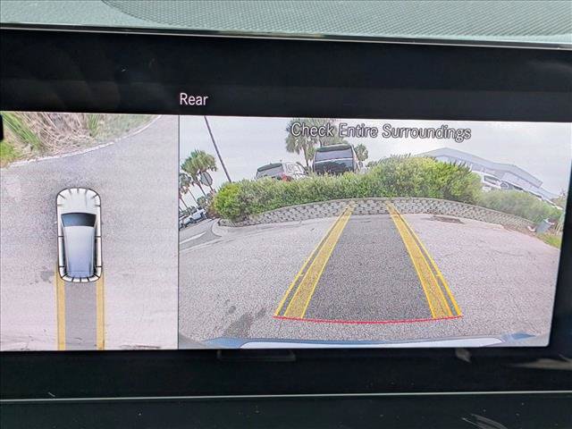 Used 2023 Mercedes-Benz GLB 250 image 9