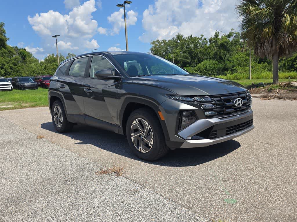 New 2026 Hyundai Tucson Blue SE FWD image 9