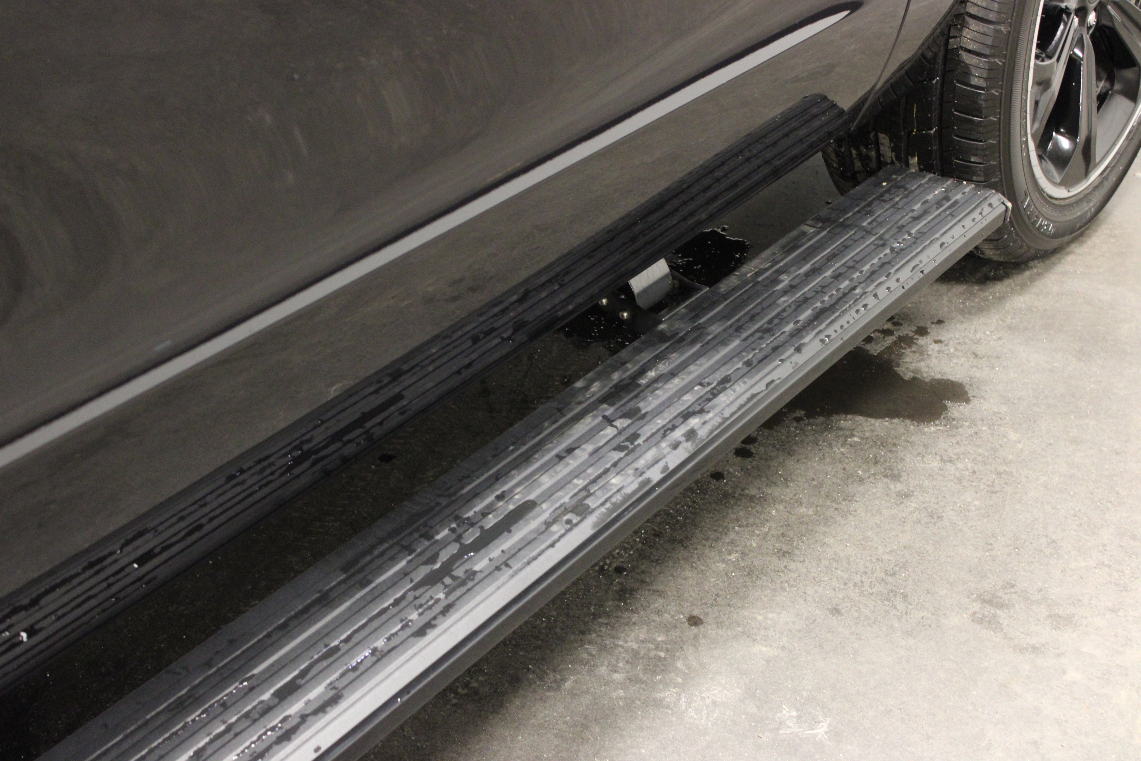 Used 2024 Ford Expedition Max Limited image 11