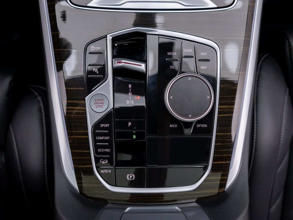 Used 2024 BMW X5 xDrive40i w/ Premium Package AWD/4WD image 22