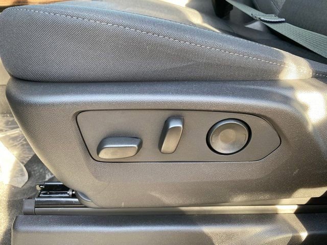 New 2026 GMC Sierra 1500 Elevation image 18