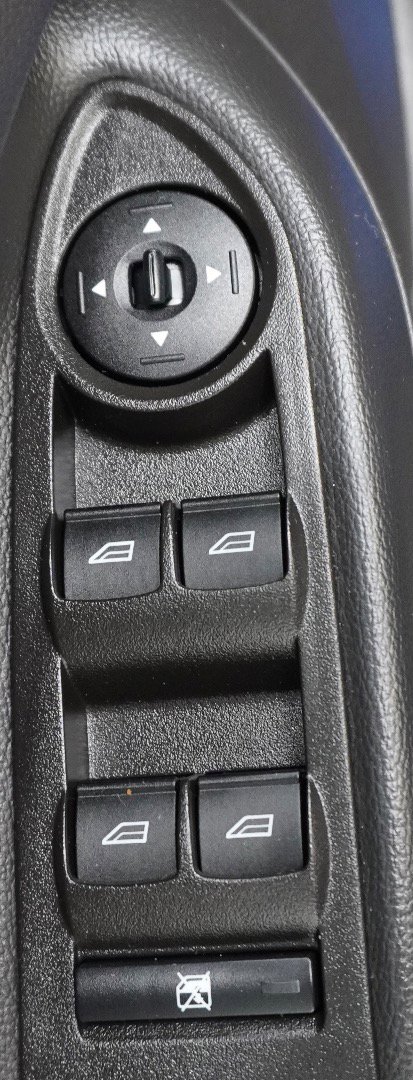 Used 2017 Ford Escape SE AWD/4WD image 23