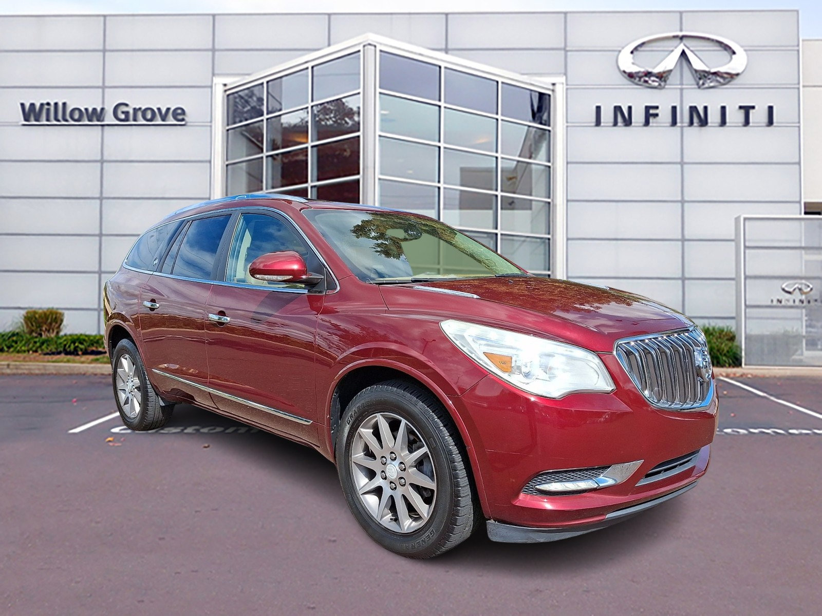 Used 2015 Buick Enclave Leather FWD image 1