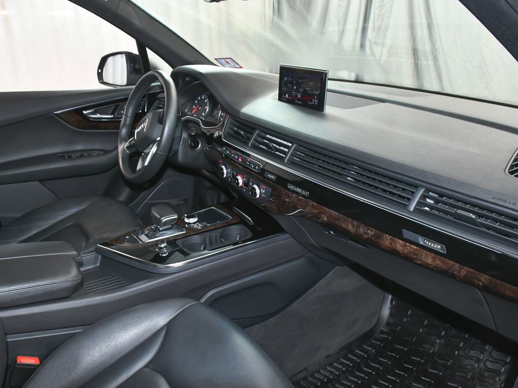 Used 2018 Audi Q7 3.0T Premium Plus AWD/4WD image 60
