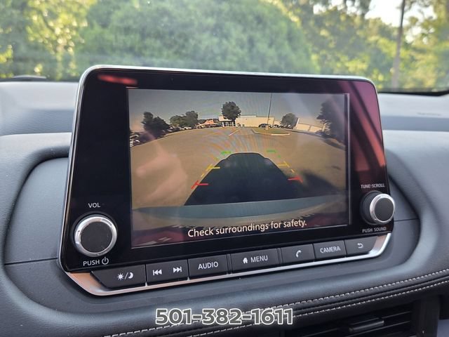 Used 2024 Nissan Rogue S AWD/4WD image 19