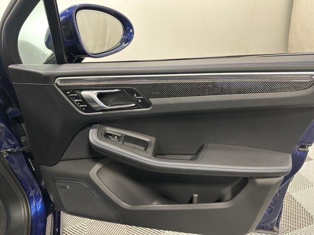 Used 2024 Porsche Macan GTS image 36