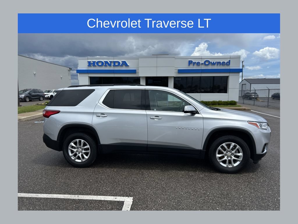 Used 2020 Chevrolet Traverse LT