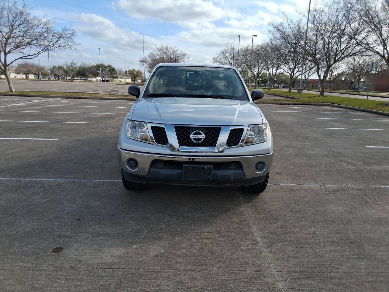 Used 2010 Nissan Frontier SE w/ Power Pkg image 9
