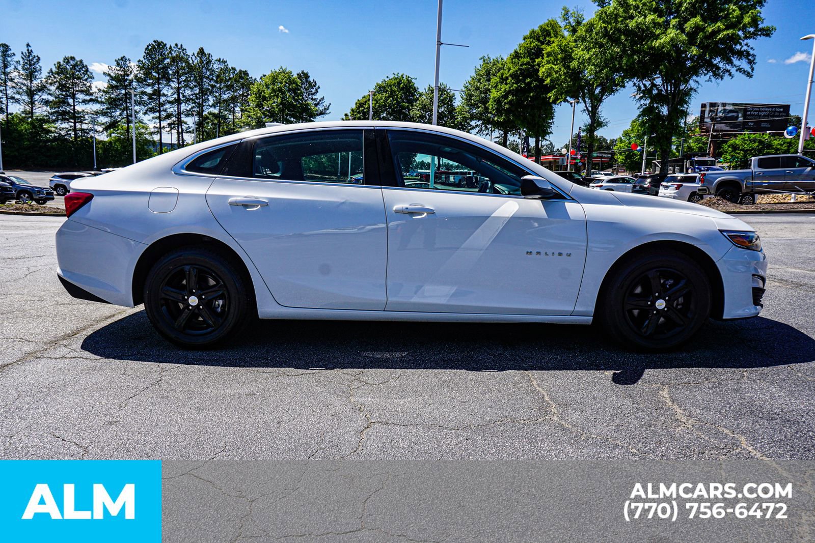 Used 2024 Chevrolet Malibu LT image 11