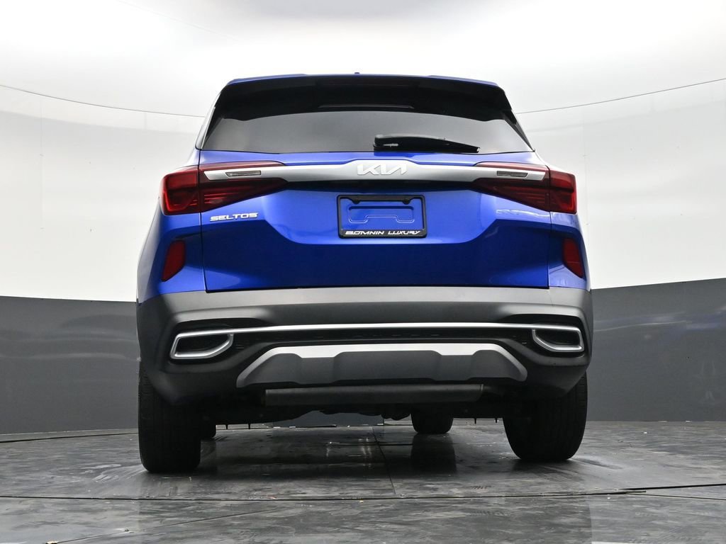 Used 2023 Kia Seltos EX image 23