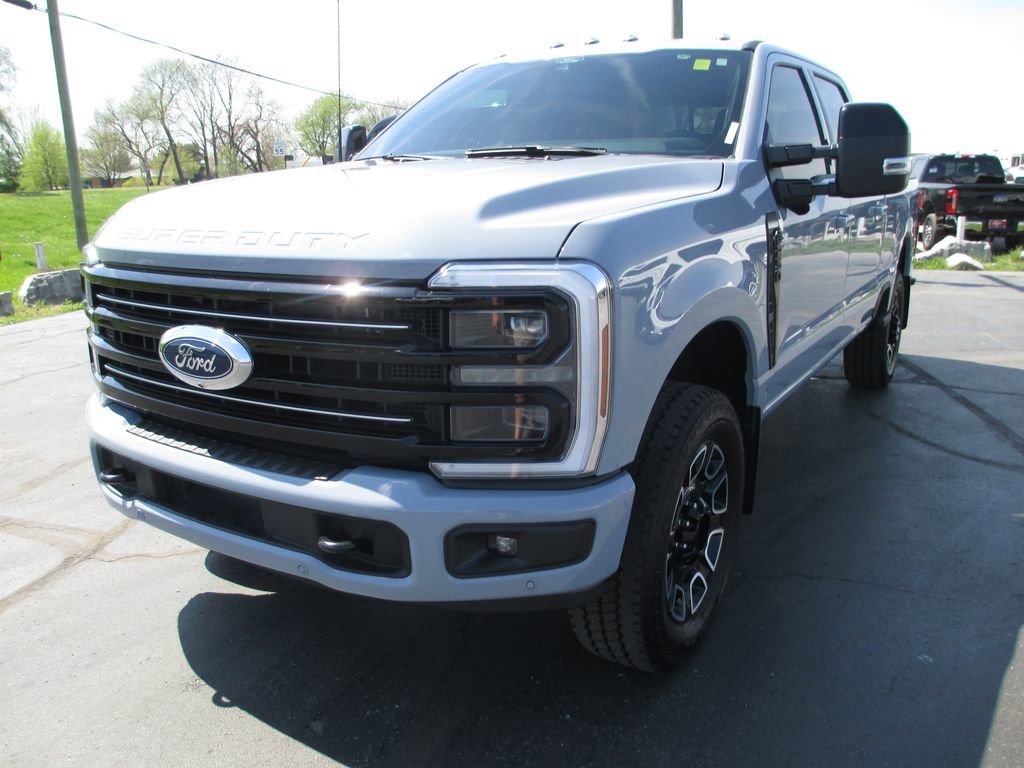 Used 2026 Ford F250 Platinum AWD/4WD image 11