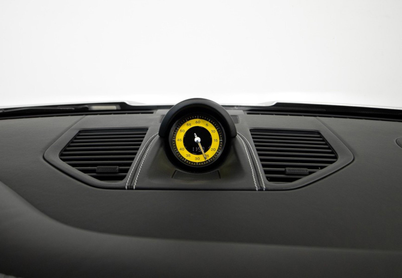 Used 2022 Porsche 911 GT3 image 33