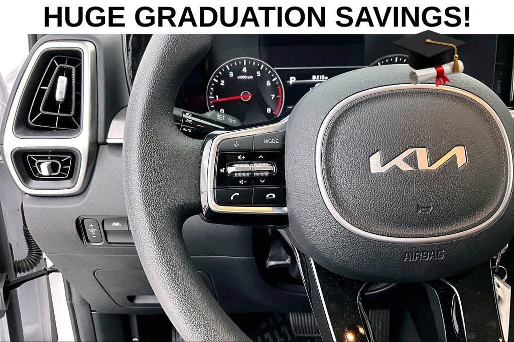 Used 2022 Kia Sorento LX FWD image 23