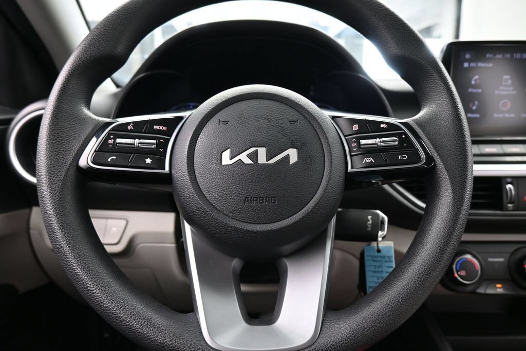 Used 2023 Kia Forte LXS FWD image 21