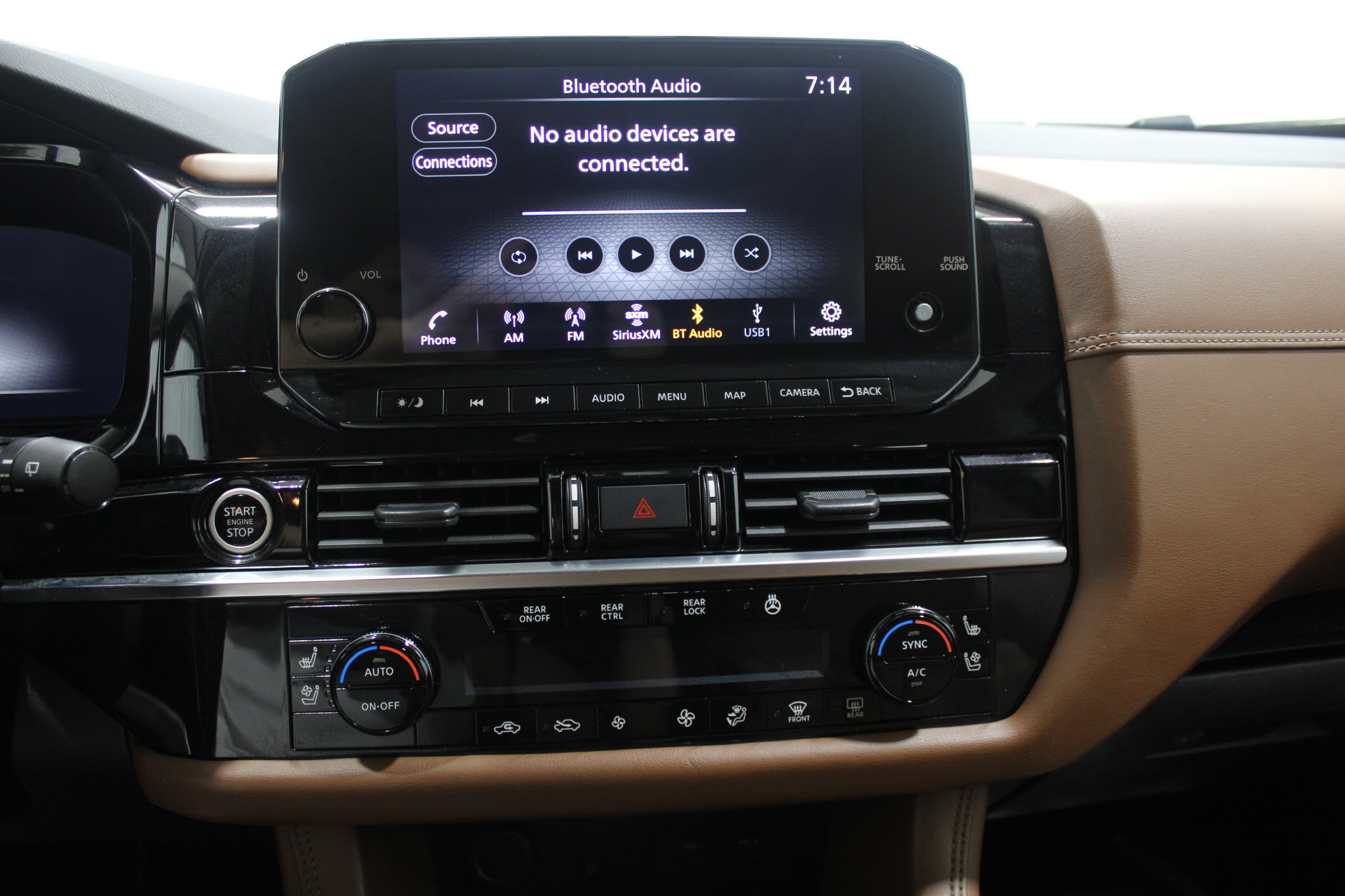 Used 2023 Nissan Pathfinder Platinum w/ Cargo Package AWD/4WD image 35