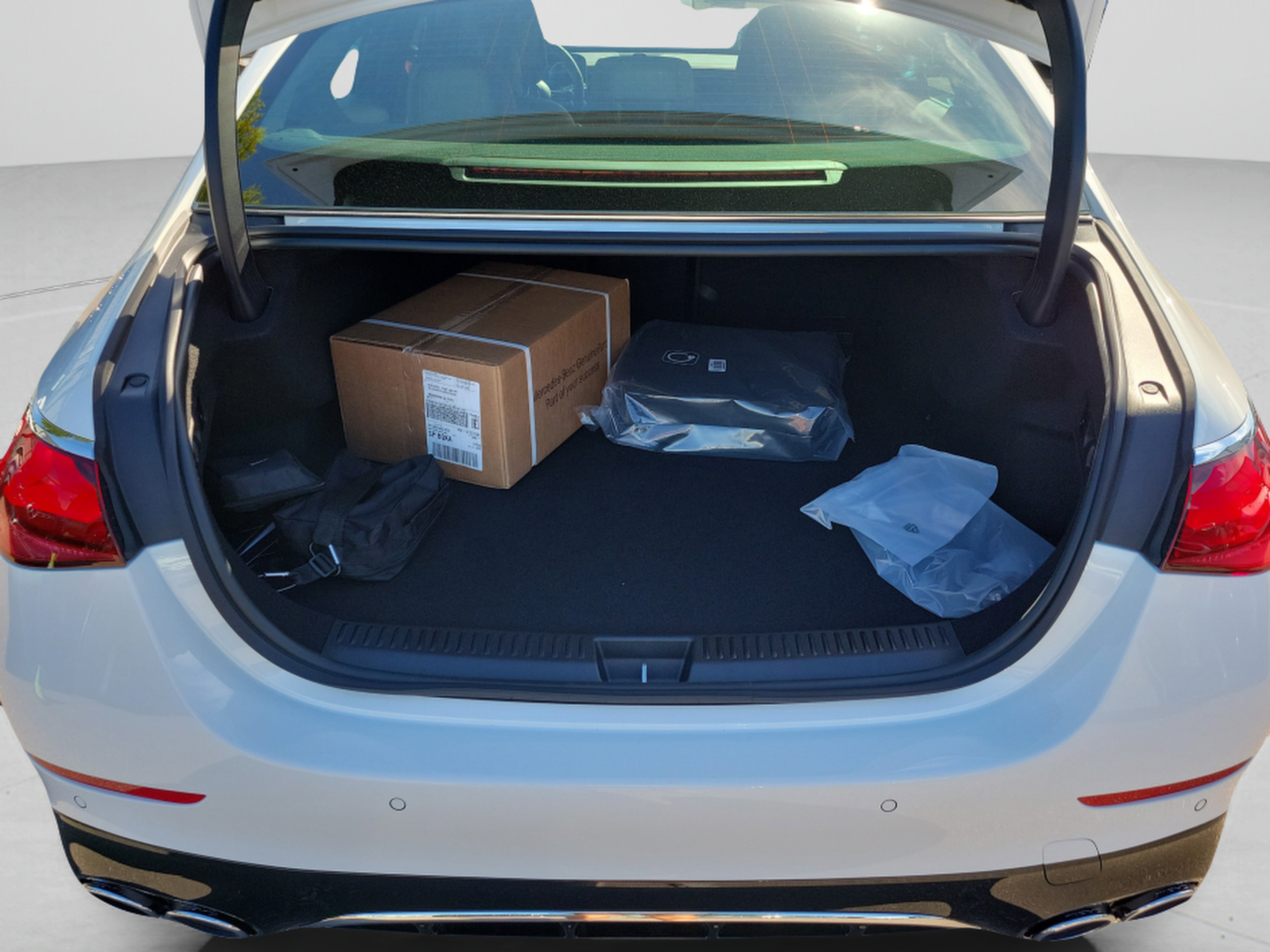 New 2026 Mercedes-Benz E 53 AMG e 4MATIC Sedan image 5