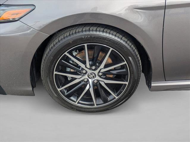 Used 2024 Toyota Camry SE image 21