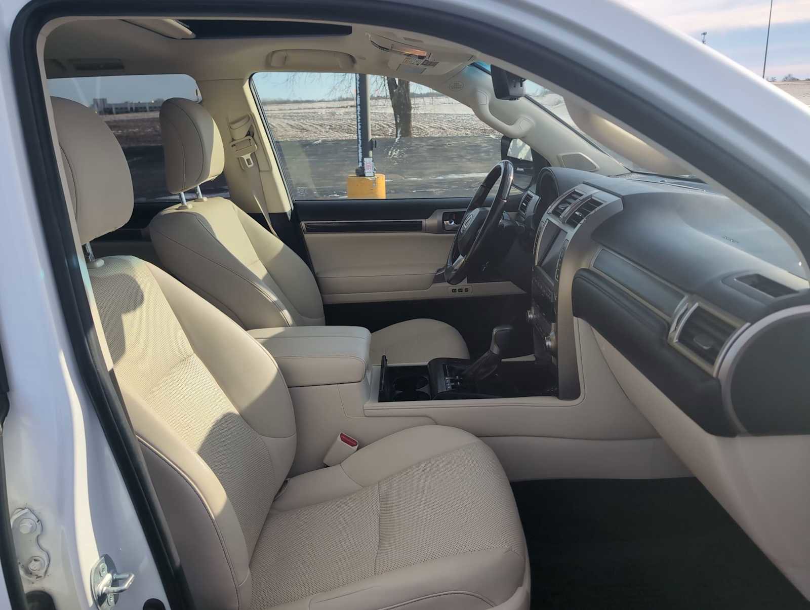 Used 2020 Lexus GX 460 Premium image 28