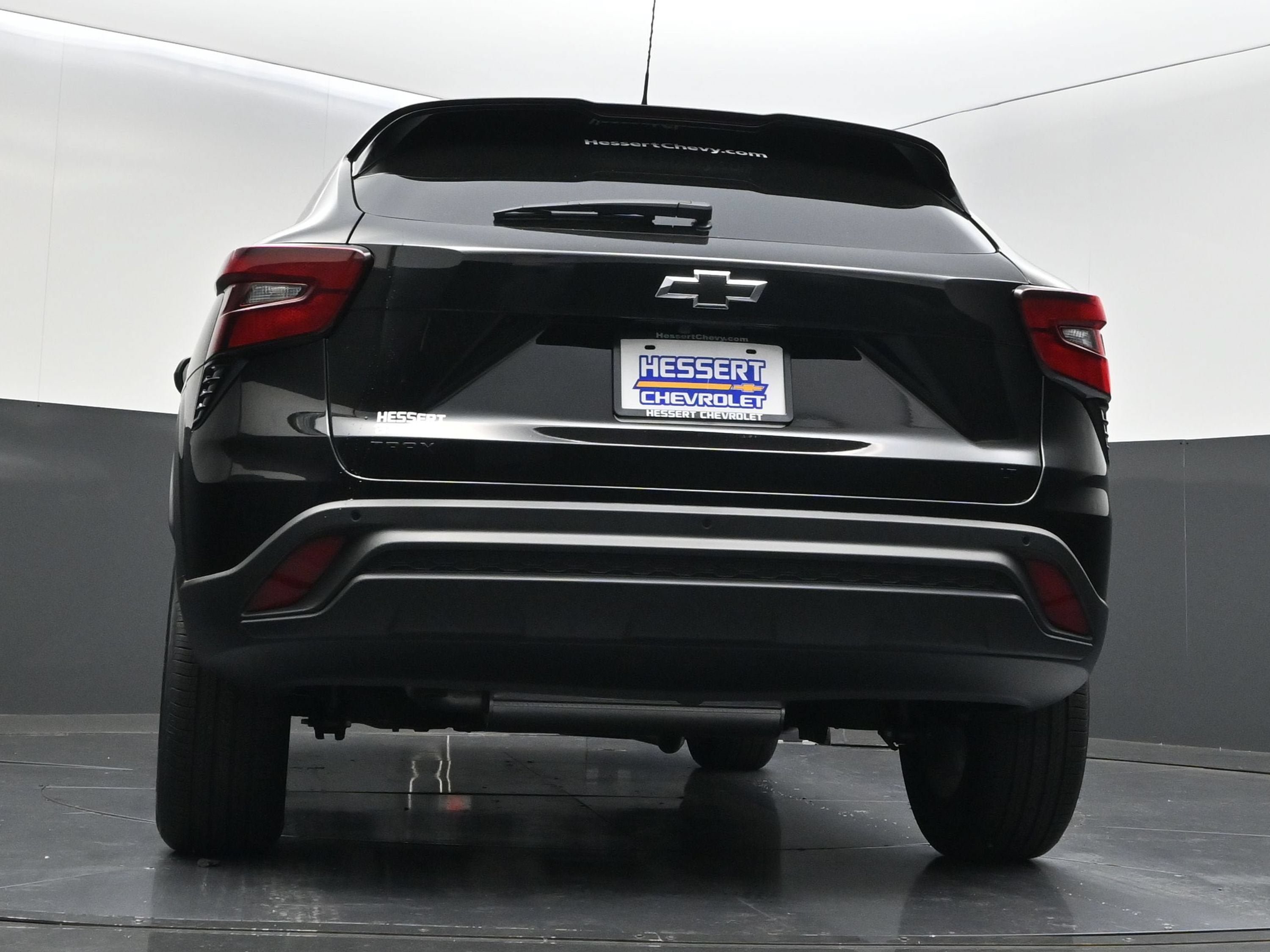 New 2026 Chevrolet Trax LT w/ Sunroof Package FWD image 43
