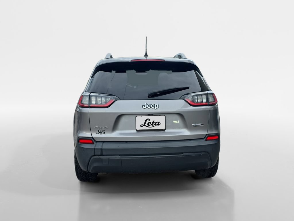 Used 2019 Jeep Cherokee Latitude w/ Cold Weather Group AWD/4WD image 5