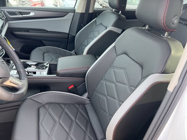 New 2026 Volkswagen Atlas Peak Edition AWD/4WD image 8