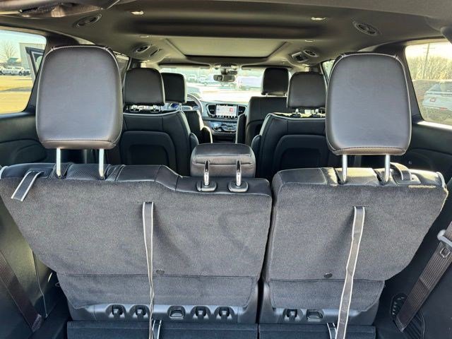 New 2026 Chrysler Pacifica Limited w/ S Appearance Package image 54