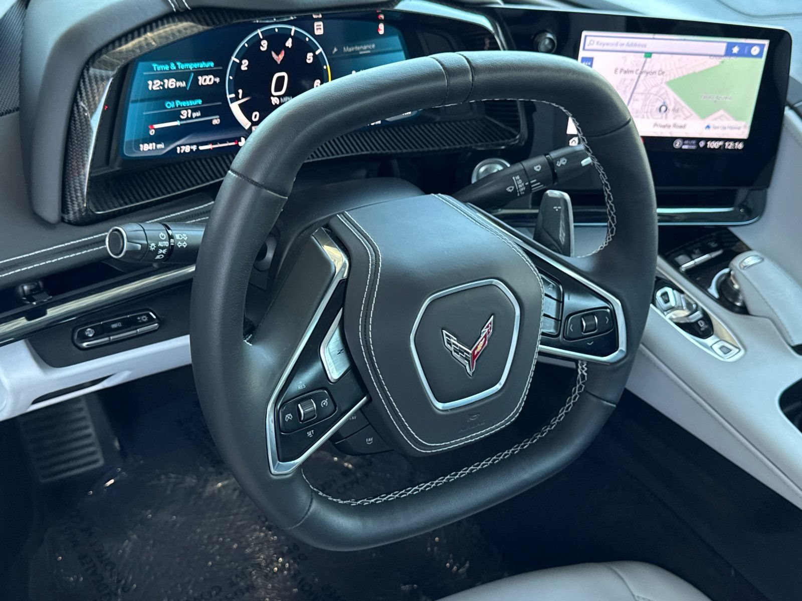 Used 2023 Chevrolet Corvette Stingray Premium Conv w/ Z51 Performance Package RWD image 12