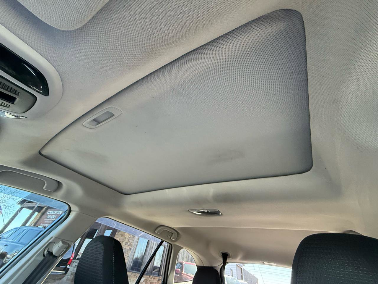 Used 2022 Subaru Outback Premium image 32