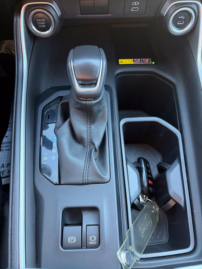 Used 2025 Toyota Grand Highlander AWD image 34