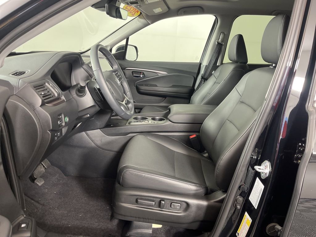 Certified 2025 Honda Ridgeline RTL+ image 21