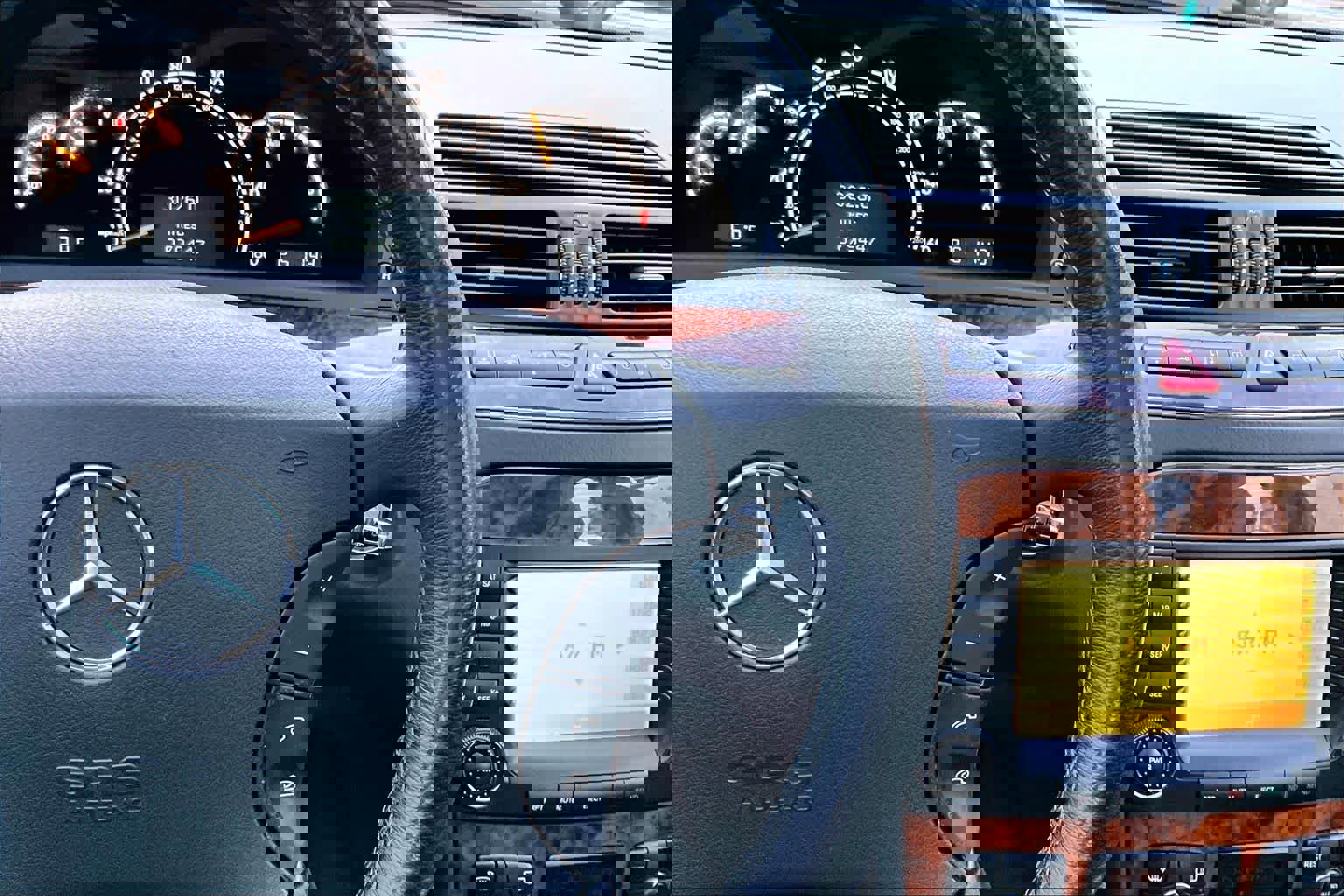 Used 2006 Mercedes-Benz S 500 image 23